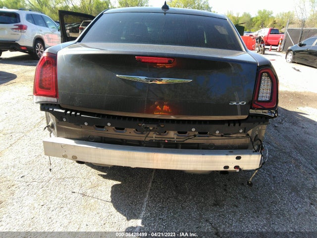 2C3CCAAG2KH610426 Chrysler 300 Touring