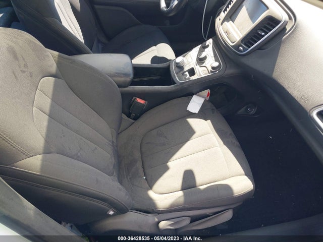 1C3CCCAB4GN165847 Chrysler 200 Limited