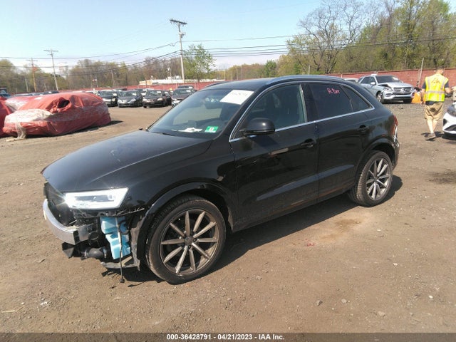 WA1JCCFS5JR028549 Audi Q3 Premium Plus