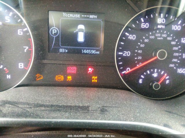 KNDPMCAC2H7230137 KIA Sportage Lx
