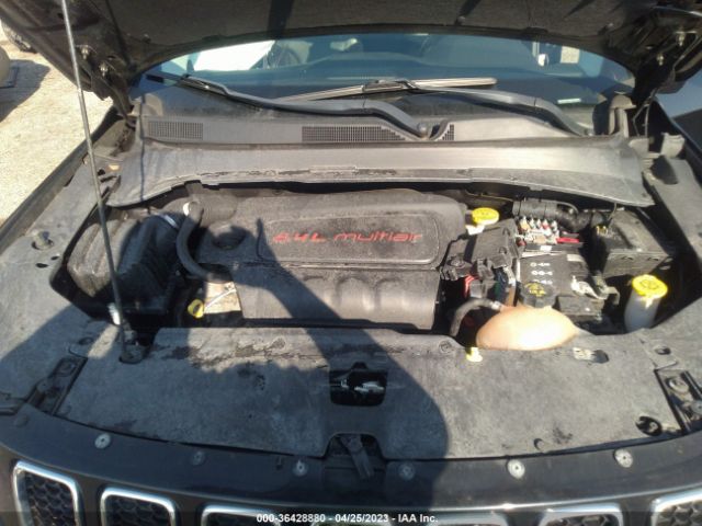 3C4NJDBB7JT264166 Jeep Compass Latitude