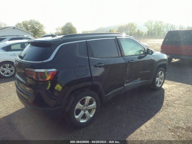 3C4NJDBB7JT264166 Jeep Compass Latitude