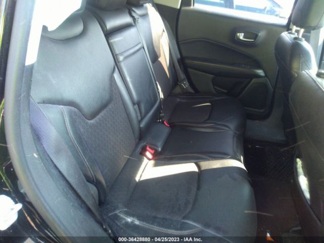 3C4NJDBB7JT264166 Jeep Compass Latitude