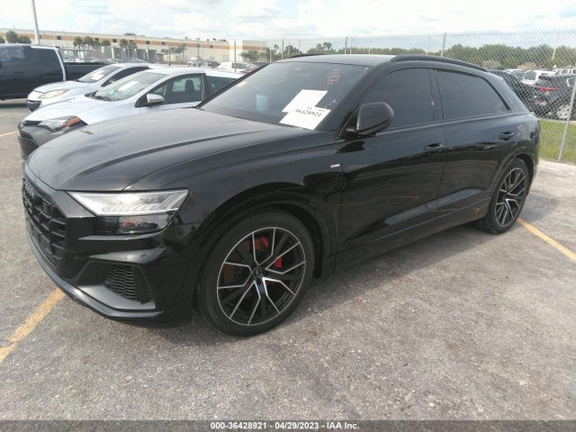 WA1EVAF17MD030327 Audi Q8 Premium Plus