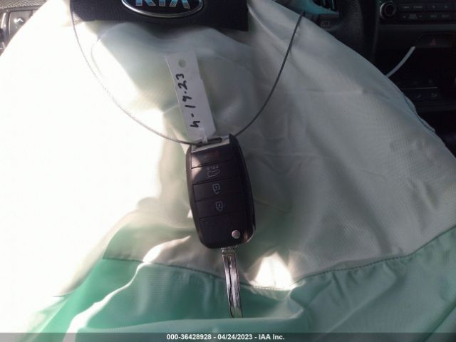 KNDPB3AC9G7810229 KIA Sportage Lx