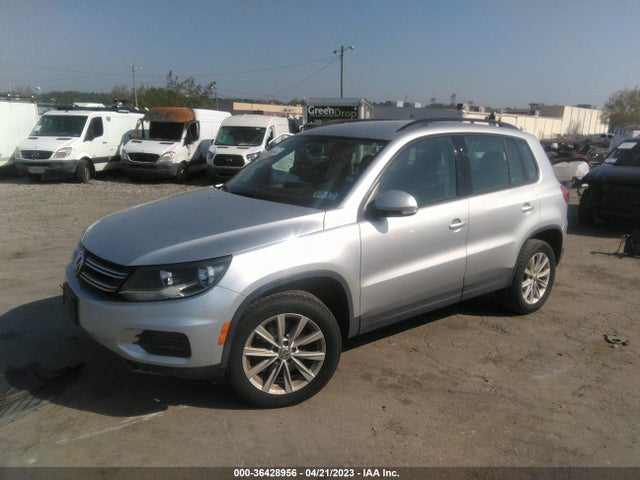 WVGBV7AX3JK001823 Volkswagen TIGUAN LIMITED
