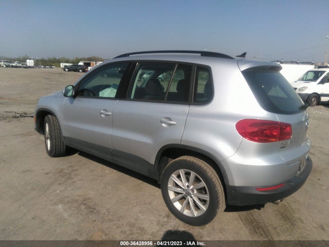 WVGBV7AX3JK001823 Volkswagen TIGUAN LIMITED
