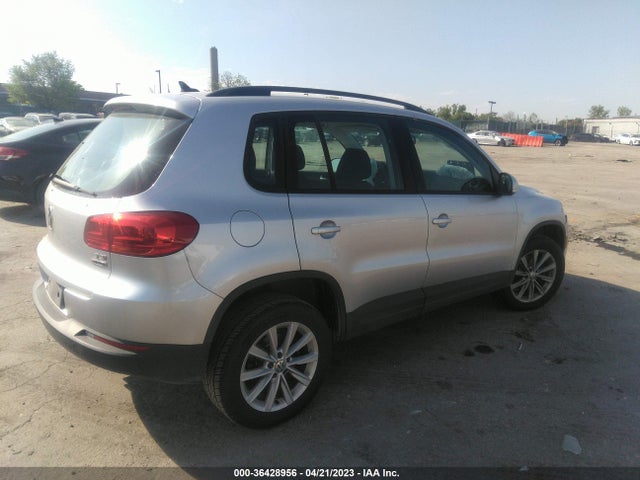 WVGBV7AX3JK001823 Volkswagen TIGUAN LIMITED