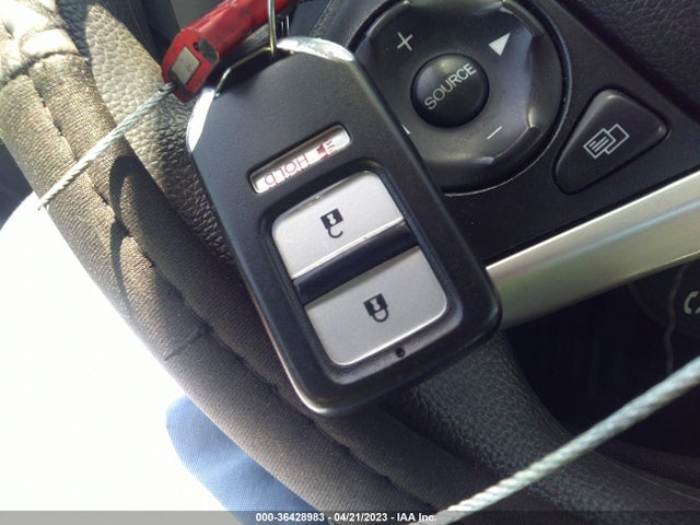 Honda FIT EX 2017 JHMGK5H79HS001007 Image 3