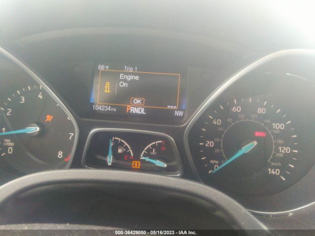 1FADP3F25GL320002 Ford FOCUS SE