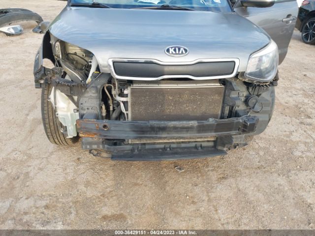 KNDJN2A26G7249146 KIA Soul Base
