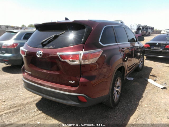 2015 TOYOTA HIGHLANDER XLE VIN: 5TDKKRFH7FS117083