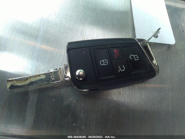 3VW217AU0HM062116 Volkswagen GOLF S