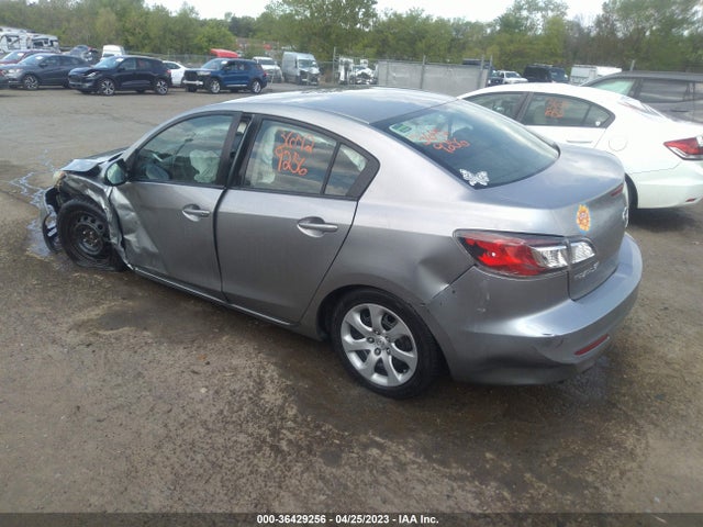 2013 MAZDA MAZDA3 I SV VIN: JM1BL1TF4D1736588
