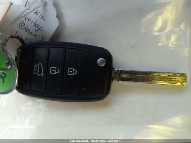 KNDPM3AC6J7461788 KIA Sportage Lx