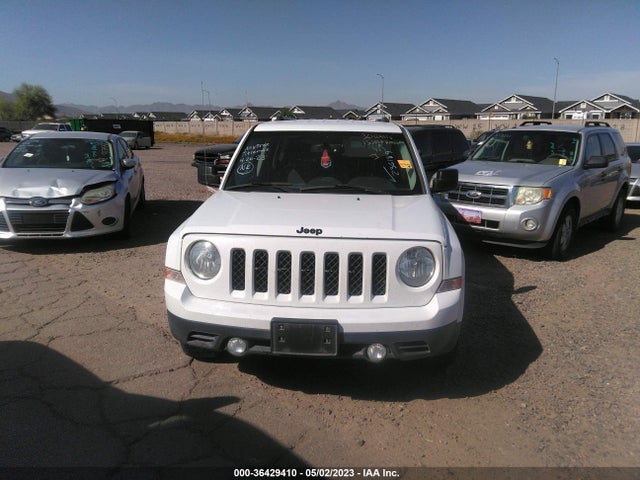 1C4NJPBA3FD236189 Jeep Patriot Altitude Edition
