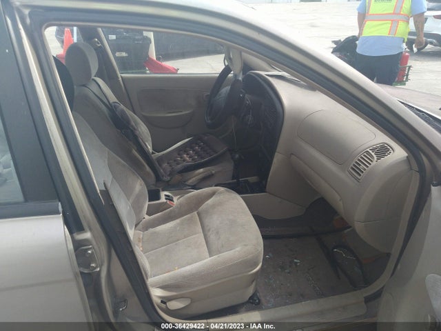 2002 KIA SPECTRA BASE/LS VIN: KNAFB121425112741