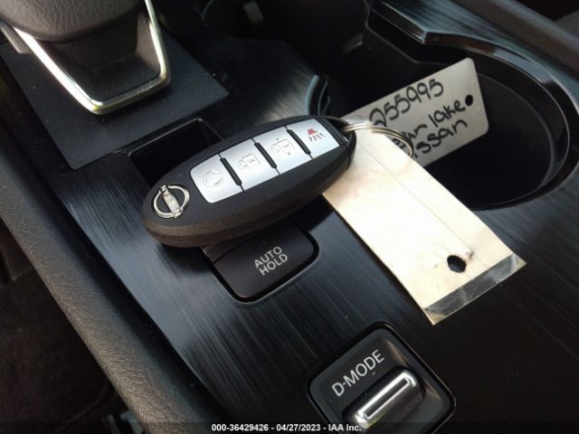 5N1BT3BA4NC717915 Nissan ROGUE SV