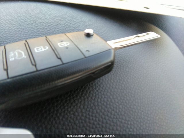 KNDJP3A51K7663390 KIA SOUL +