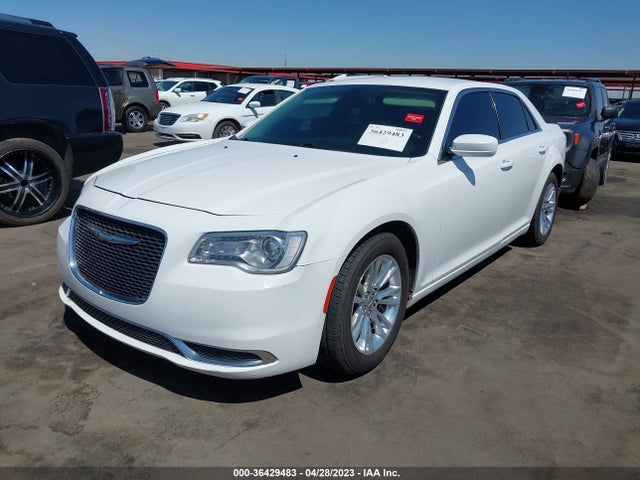 2C3CCAAG2JH181609 Chrysler 300 Touring L