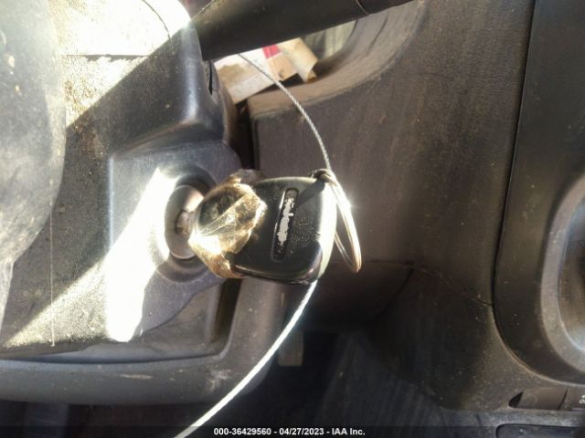 1C4NJPBBXFD367855 Jeep Patriot Sport