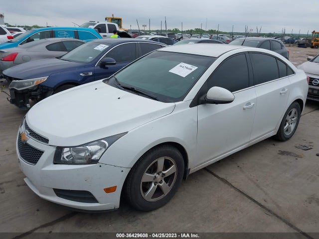 Chevrolet Cruze 1lt 2014 1G1PC5SB8E7377927 Image 2