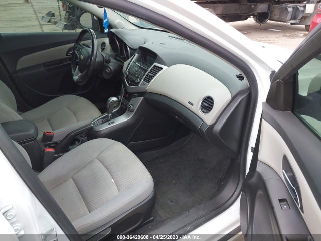 Chevrolet Cruze 1lt 2014 1G1PC5SB8E7377927 Image 6