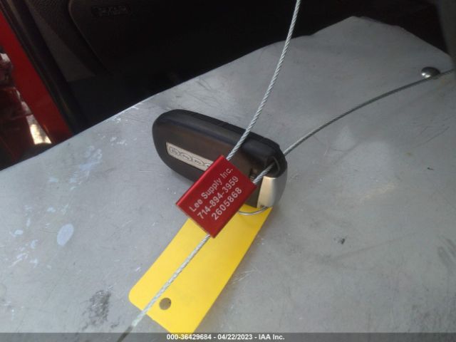3C4PDCAB4JT383739 Dodge JOURNEY SE