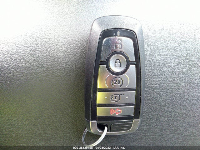 2021 FORD EXPLORER XLT VIN: 1FMSK7DH5MGA99998