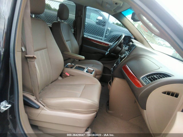 2C4RC1BG9ER243169 Chrysler Town & Country Touring