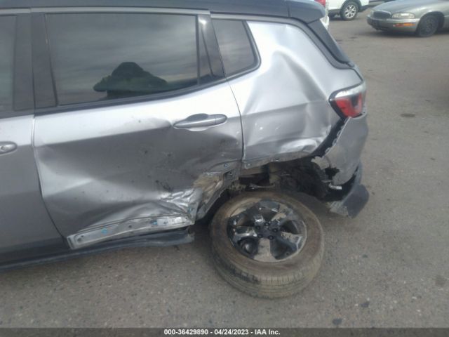 3C4NJDDB8KT733263 Jeep Compass Trailhawk