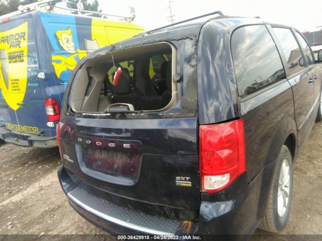 2C4RDGCG8FR732999 Dodge Grand Caravan Sxt