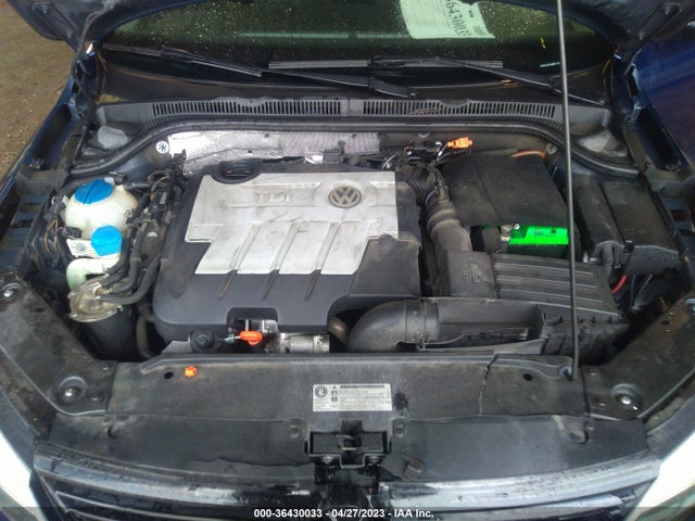 2011 VOLKSWAGEN JETTA SEDAN TDI VIN: 3VWLL7AJ4BM113340