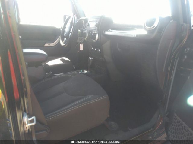 1C4BJWFG4HL541706 Jeep Wrangler Unlimited Rubicon