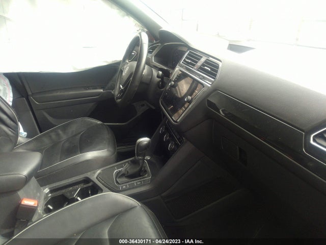 3VV5B7AX8JM182809 Volkswagen Tiguan Sel Premium
