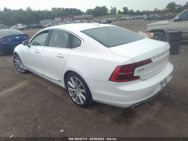 2017 Volvo S90, VIN: YV1A22ML3H1014831