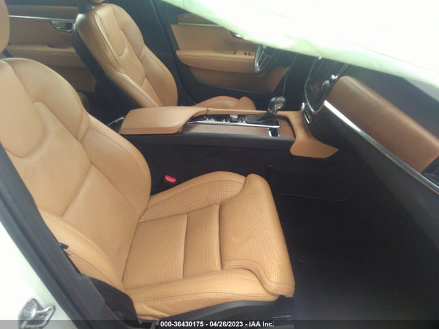 2017 Volvo S90, VIN: YV1A22ML3H1014831