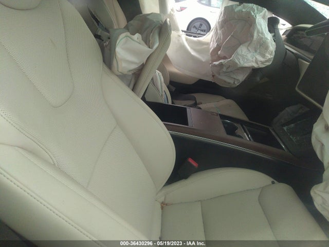 2023 Tesla Model X, VIN: 7SAXCBE50PF369042
