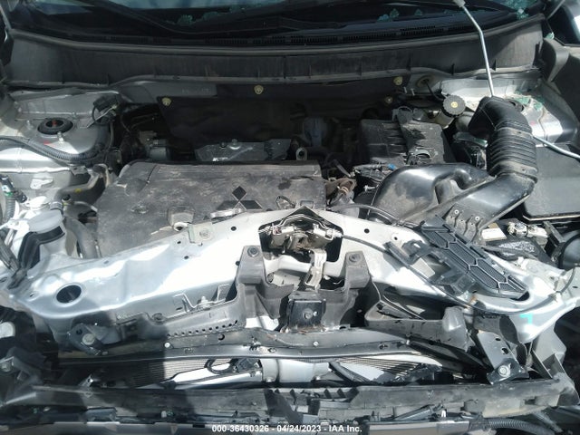 JA4APVAU6MU018851 Mitsubishi Outlander Sport Se