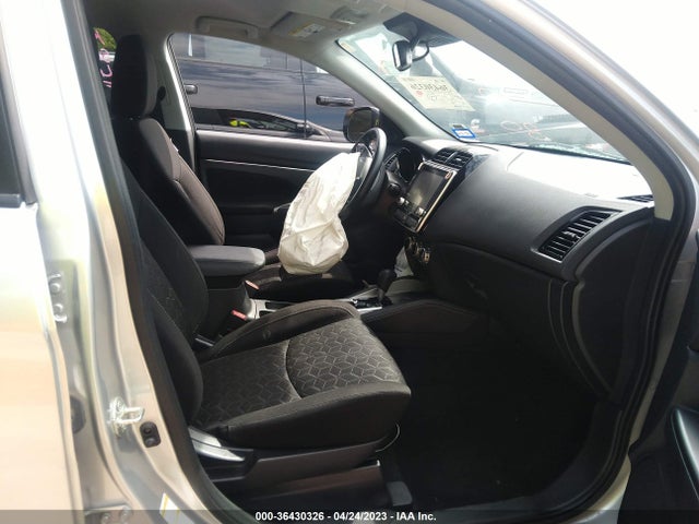 JA4APVAU6MU018851 Mitsubishi Outlander Sport Se