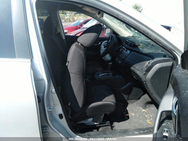 2018 NISSAN ROGUE SV VIN: 5N1AT2MV0JC833905