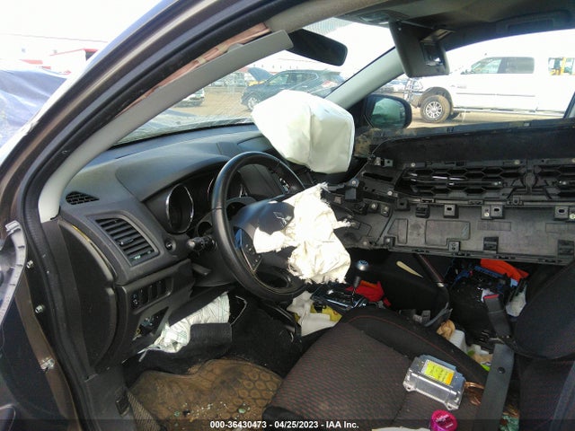 JA4AR3AU7JU003804 Mitsubishi Outlander Sport 2.0