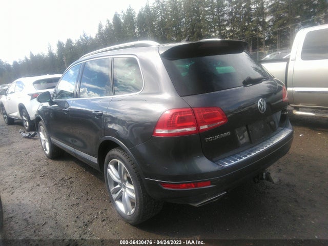 2014 Volkswagen Touareg, VIN: WVGEP9BP8ED000744