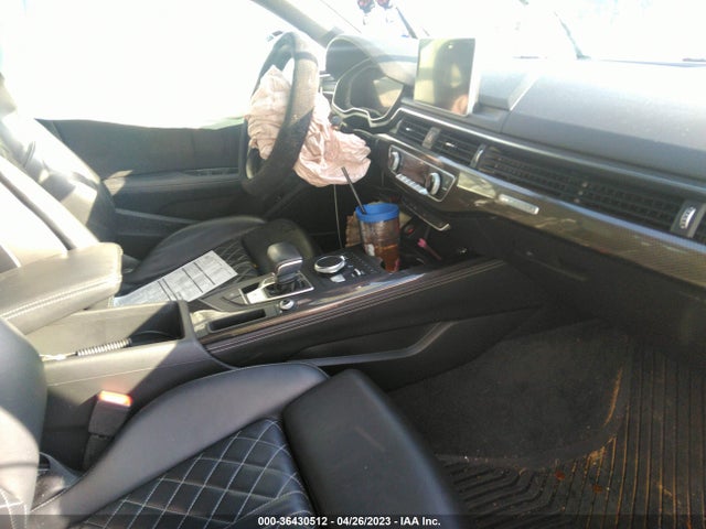 WAUB4AF46JA002468 Audi S4 Premium Plus
