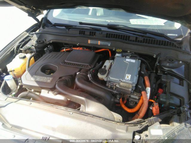 3FA6P0SU2JR111291 Ford Fusion Energi Titanium/platinum