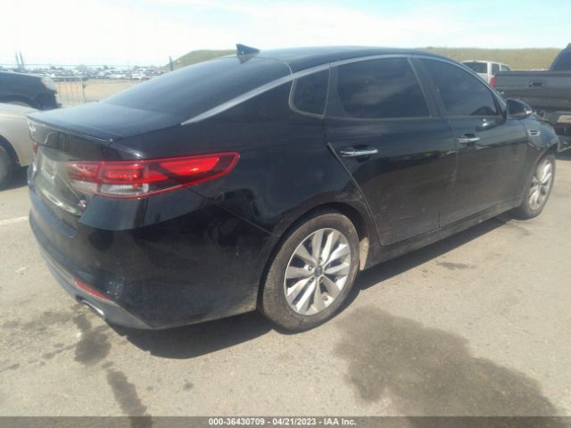 5XXGT4L39JG230672 KIA Optima S