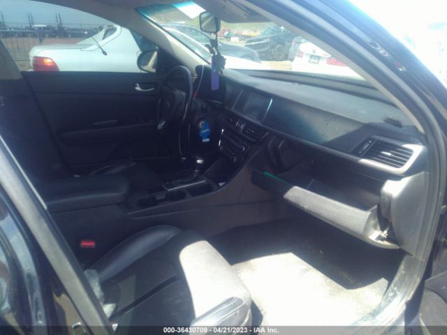 5XXGT4L39JG230672 KIA Optima S