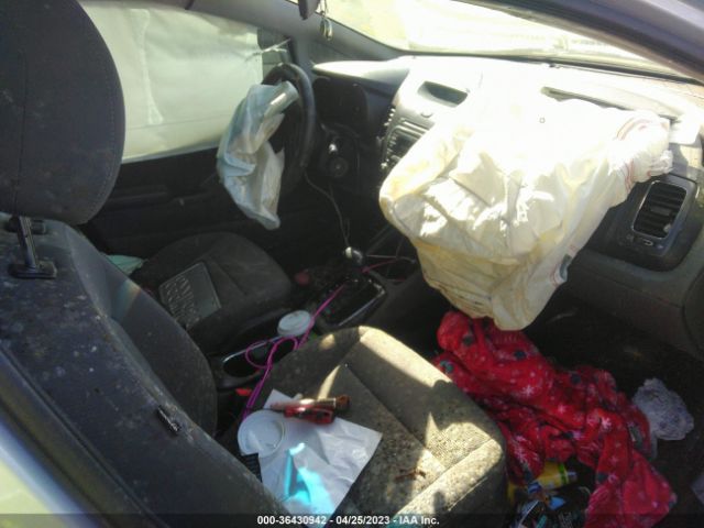 3KPFK4A74HE063273 KIA FORTE LX