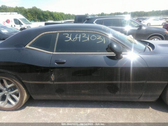 2C3CDZJG0MH677055 Dodge Challenger Gt
