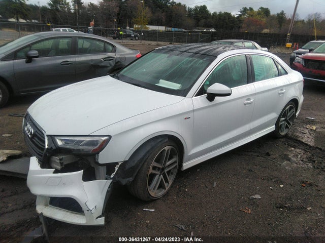 WAUJ8GFF3H1044661 Audi A3 Sedan Premium Plus